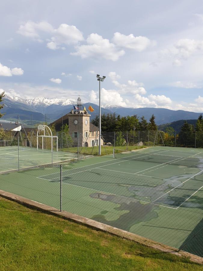 Hotel La Petite Chapelle Font-Romeu-Odeillo-Via Zewnętrze zdjęcie