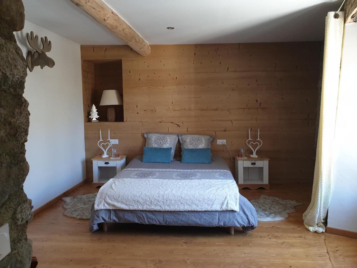 Hotel La Petite Chapelle Font-Romeu-Odeillo-Via Zewnętrze zdjęcie
