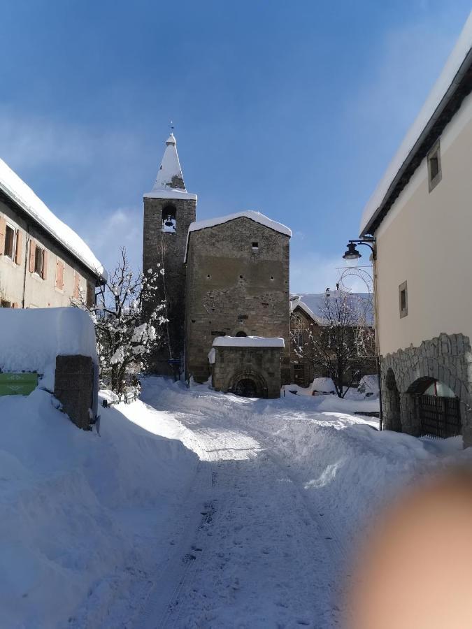 Hotel La Petite Chapelle Font-Romeu-Odeillo-Via Zewnętrze zdjęcie