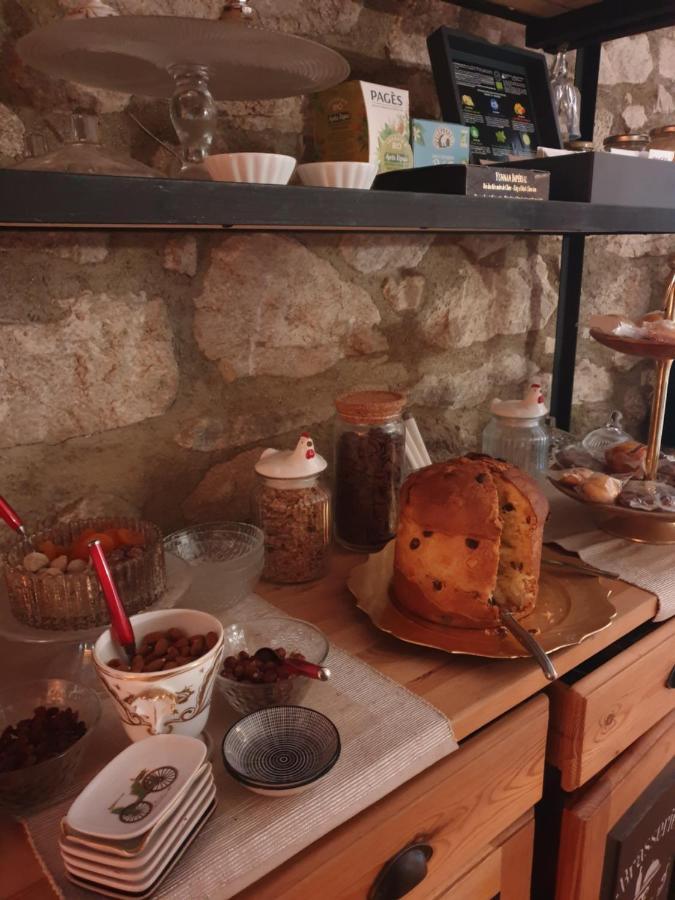 Hotel La Petite Chapelle Font-Romeu-Odeillo-Via Zewnętrze zdjęcie